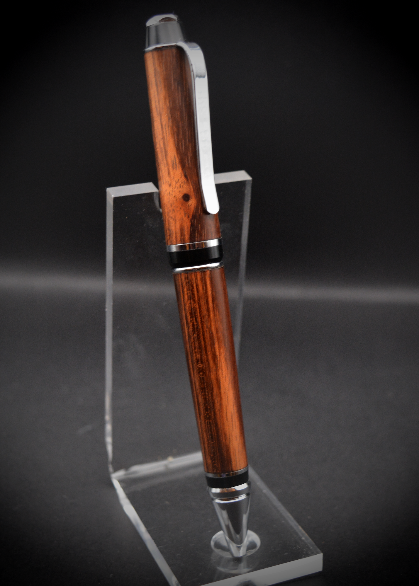 Pen P070320250004